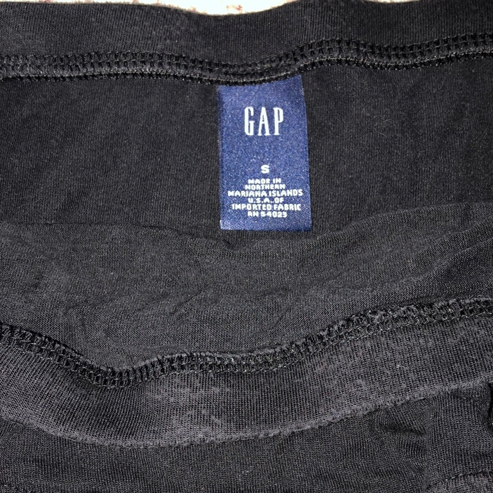 Gap Black Ruffle Spaghetti Strap Tank - Picture 3 of 4
